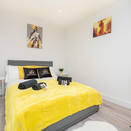 Hermes Apartment - The Messenger Of Town Southampton Exteriér fotografie