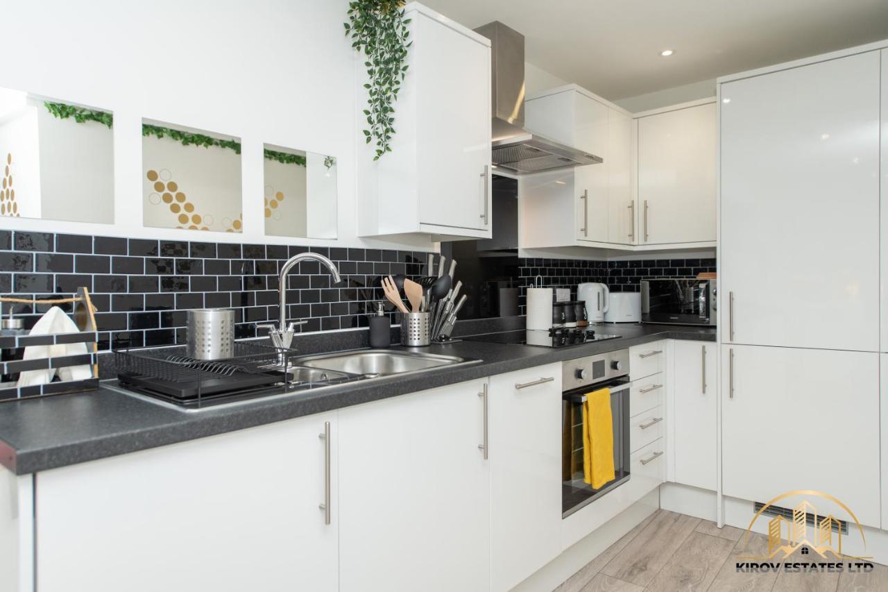 Hermes Apartment - The Messenger Of Town Southampton Exteriér fotografie